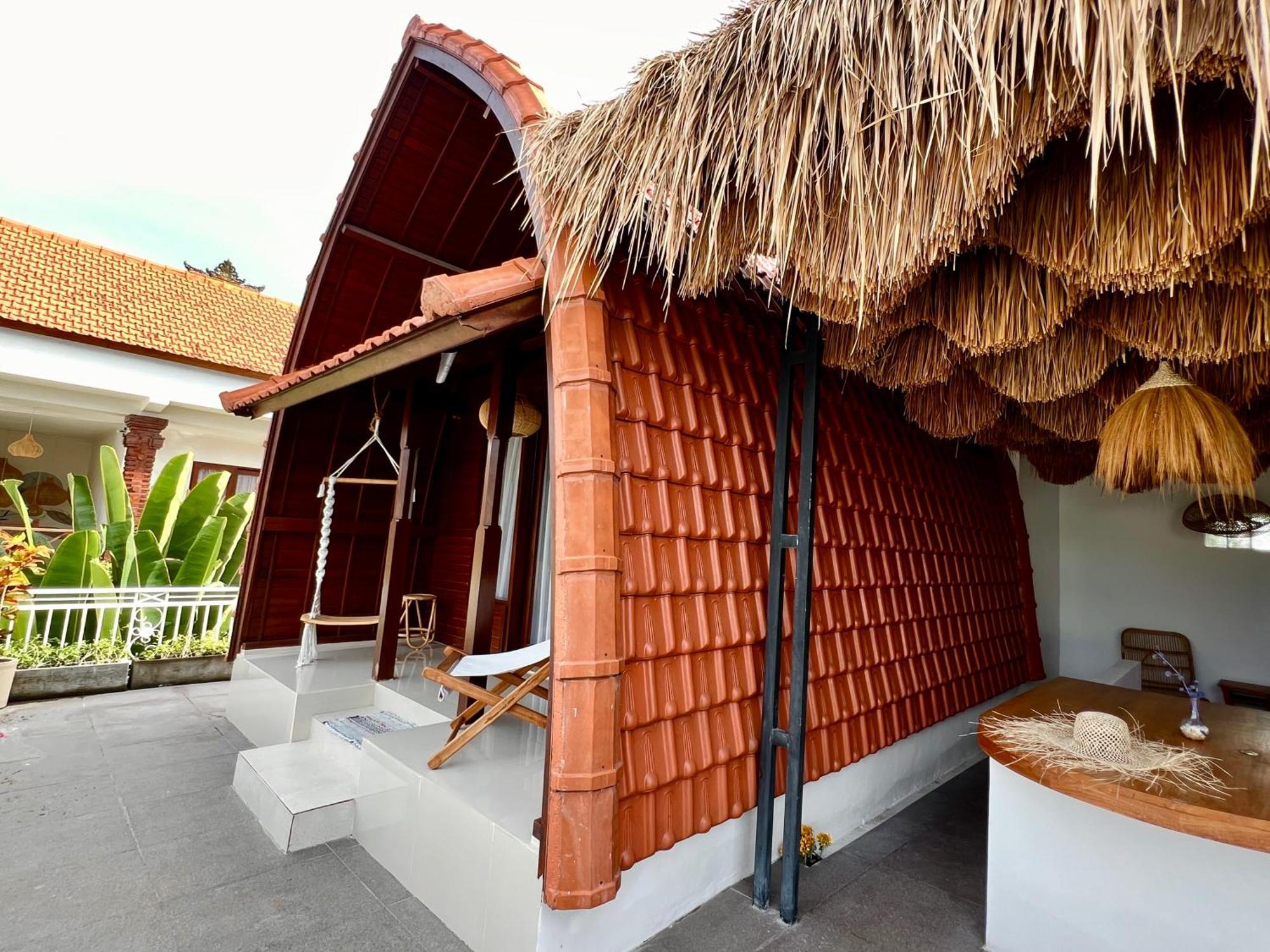 Shortcut Breeze Guest House Canggu  Exterior photo